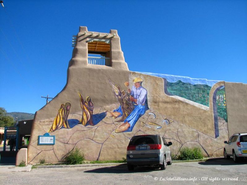 Un joli trompe-l'oeil mural a Taos