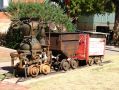 Un vieux train de mine devant le musee