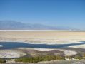 Les paysages de Badwater, residu sale d'un immense lac qui recouvrait toute la vallee