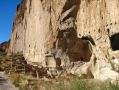 Les ruines du village Long House, contruit sur le flanc de la falaise