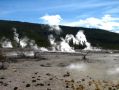 Un feu de foret ? Non, juste quelques-unes des nombreuses fumeroles de Yellowstone !