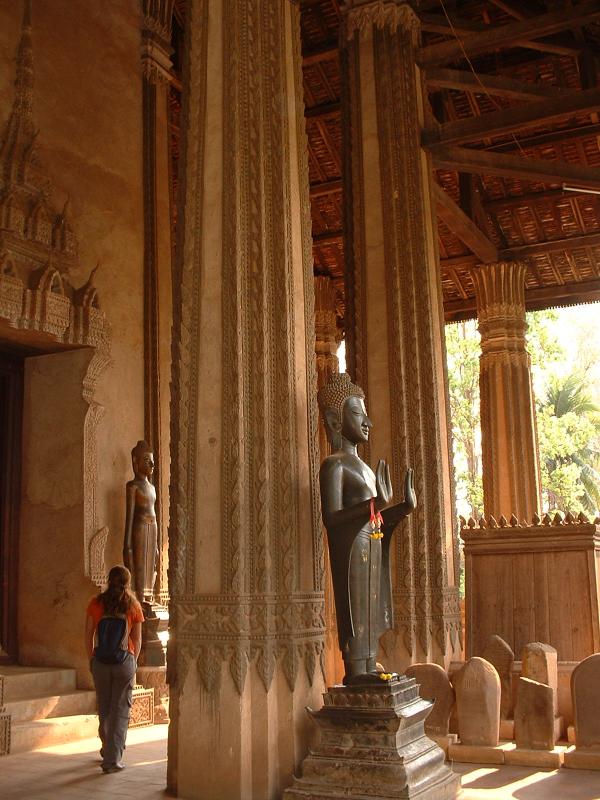 A l'entrée du Wat Ho Pra Keo