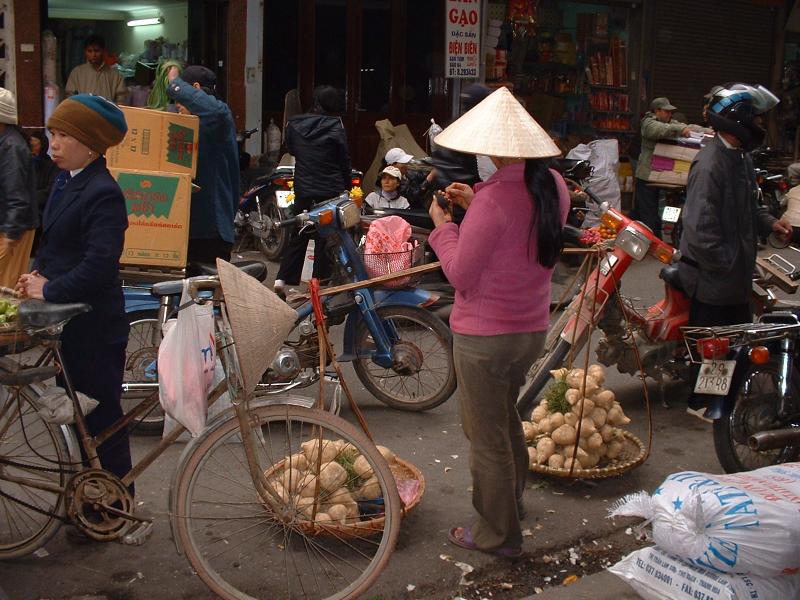 Une marchande ambulante