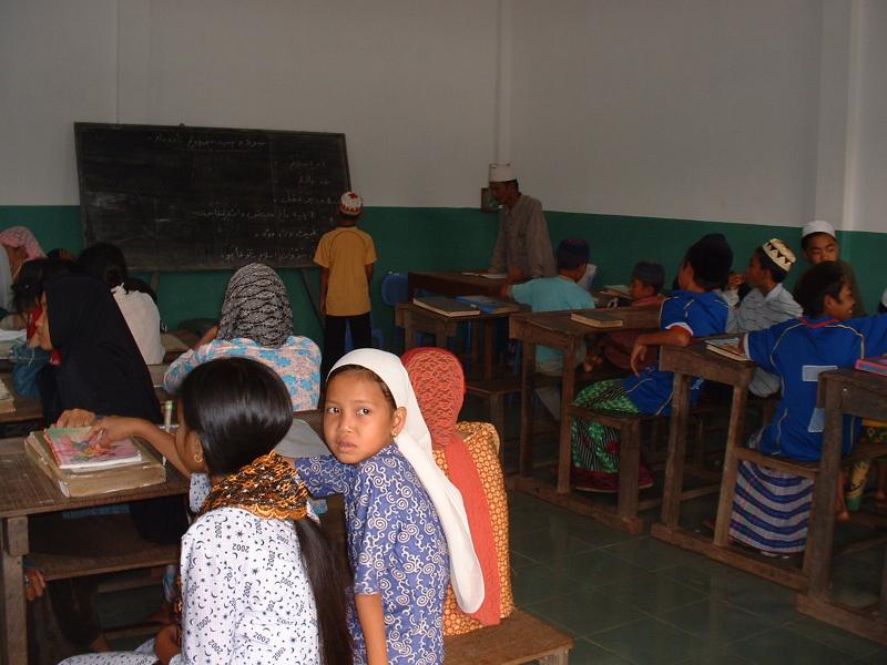 Les enfants cham vont à l'école coranique