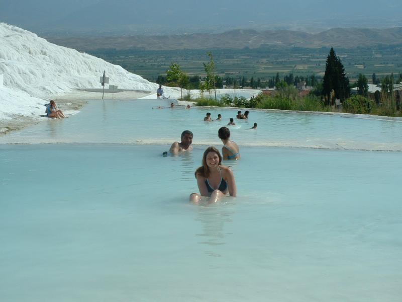 Un petit bain dans ces eaux thermales est le bienvenu